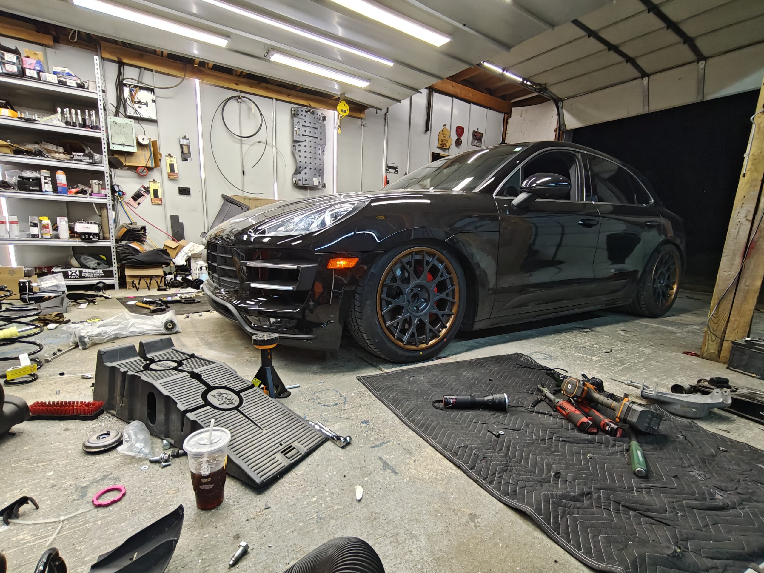 2015 Porsche Macan